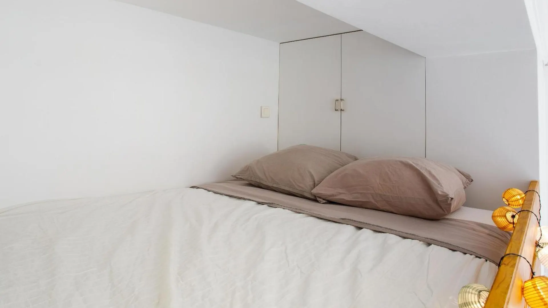 Charming Studio Apartment With Patio Passerelle Paris